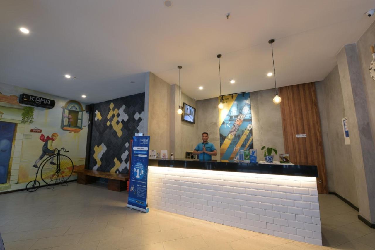 Kama Hotel Medan Exterior foto